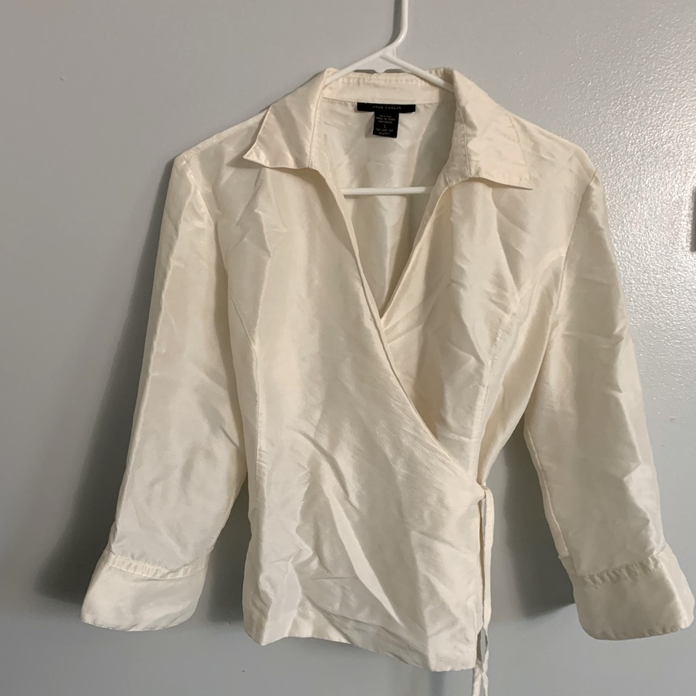 Anne Carson full wrap blouse. 100% silk. Size L.